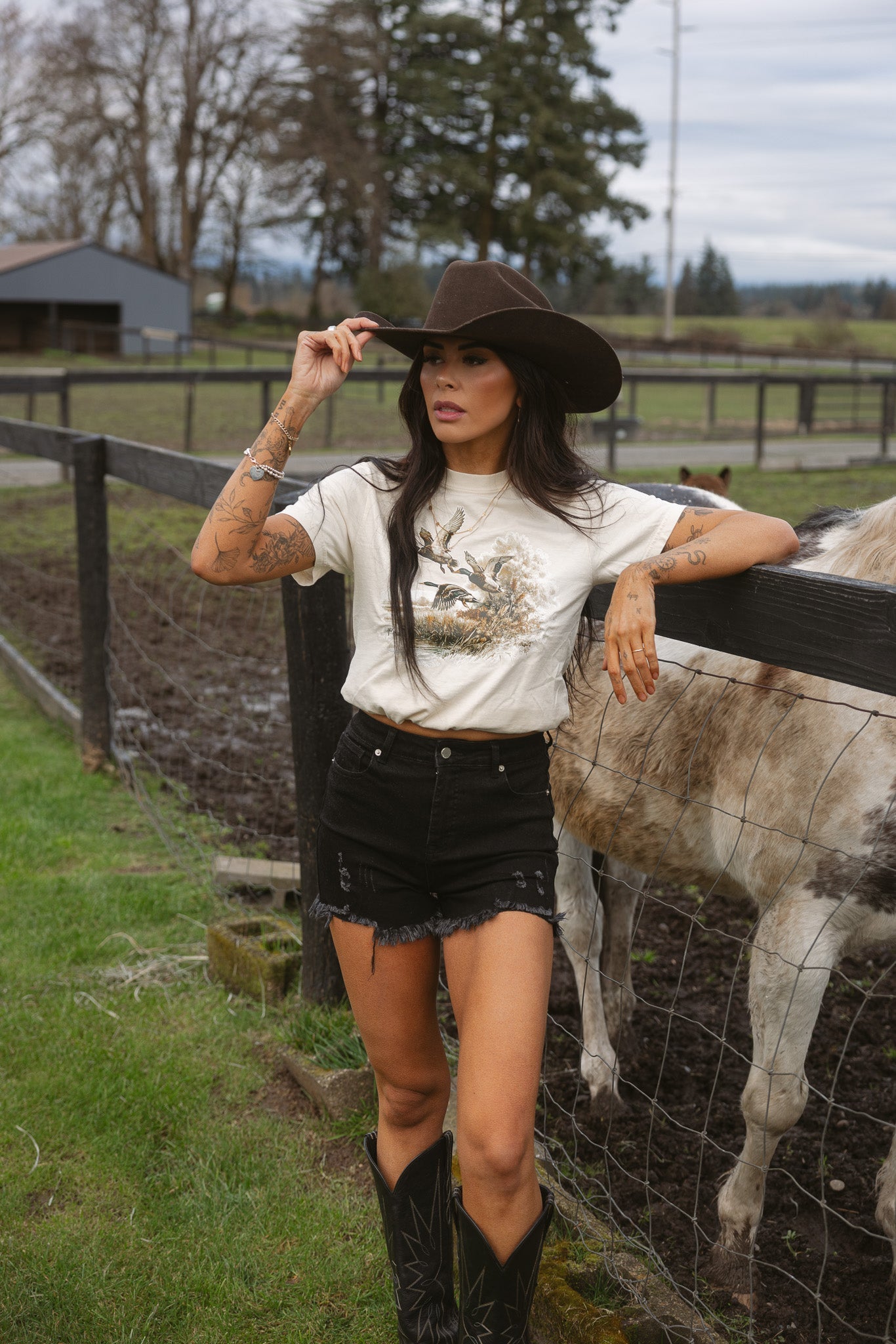 On The Go Risen Distressed Shorts - Black
