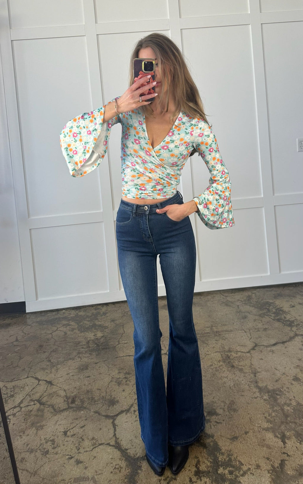 Fiona High Waisted Bell Bottom Flare Jeans - Medium Wash Denim (SIZE UP)