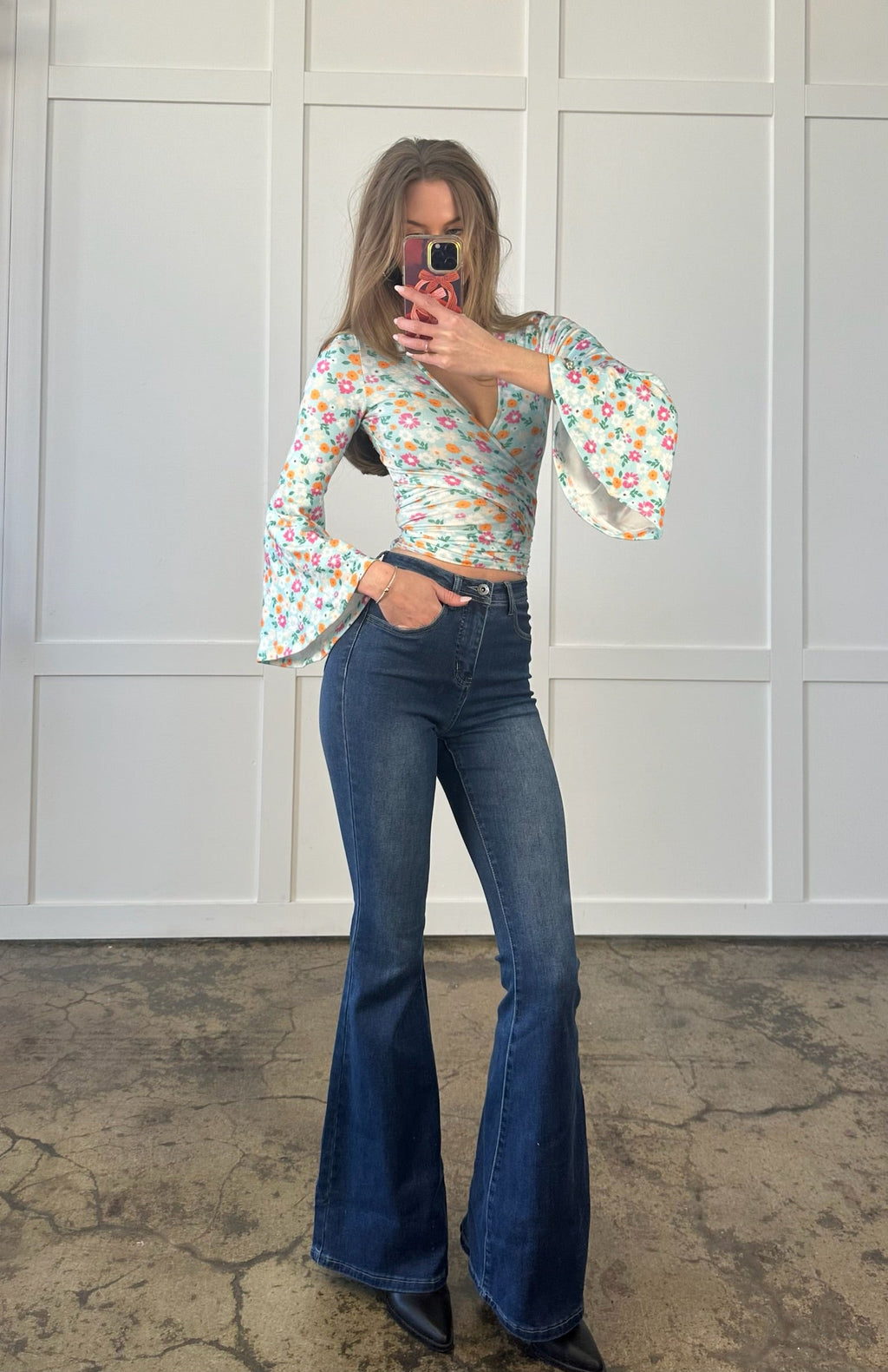 Fiona High Waisted Bell Bottom Flare Jeans - Medium Wash Denim (SIZE UP)