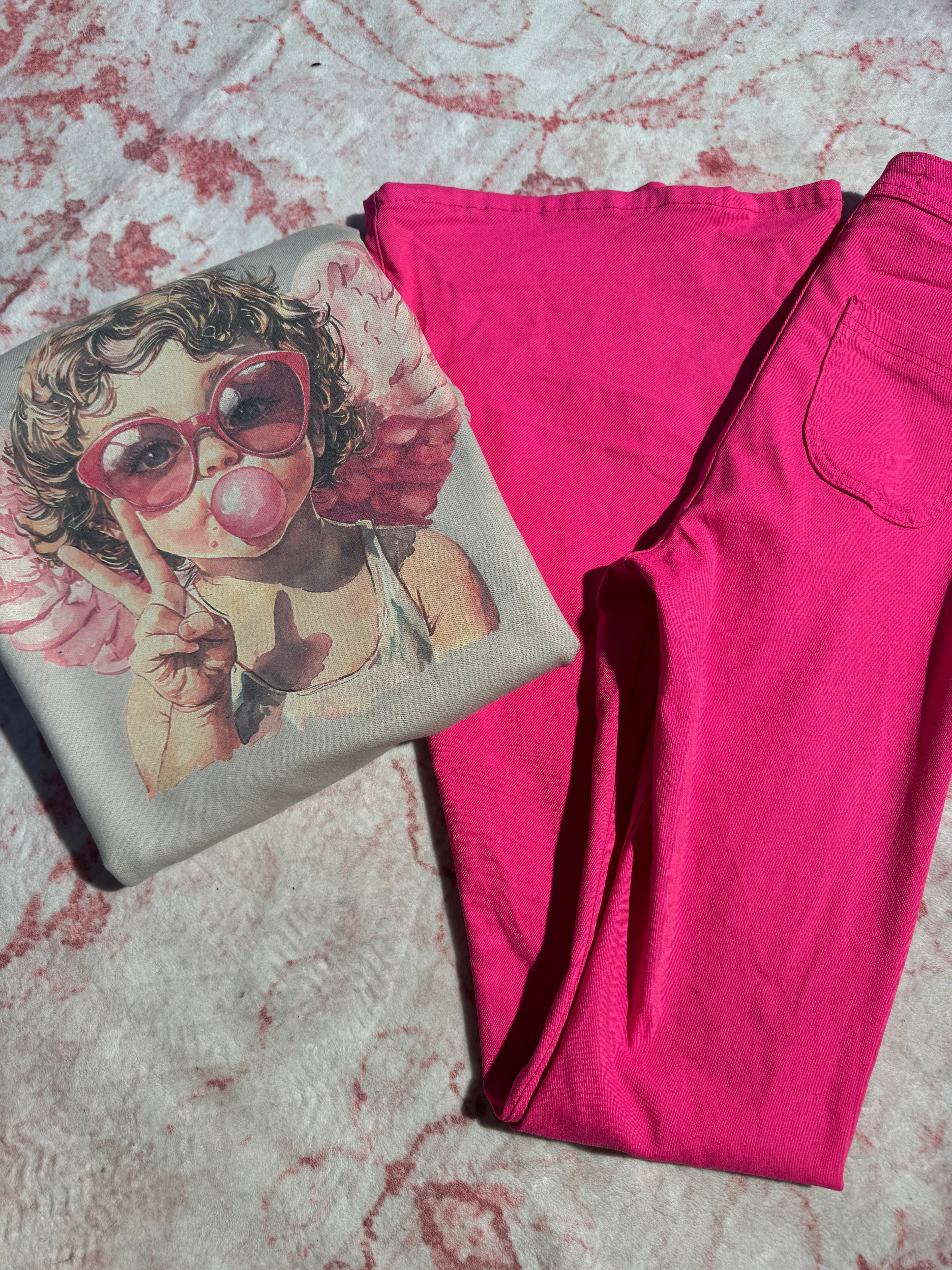 The Heartbreaker Flare Bundle (1 Flare + 1 Valentine Day Crewneck)