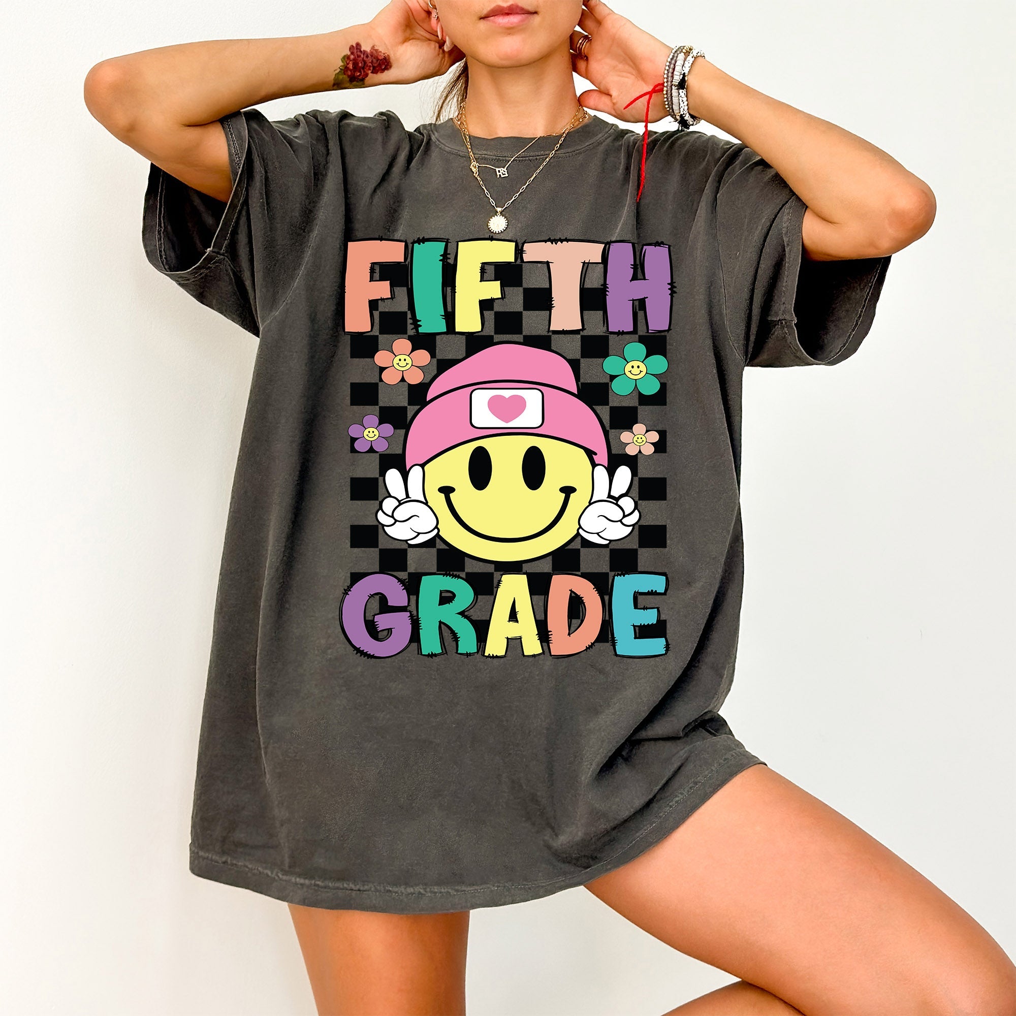 Fifth Grade, Smiley Face, Teacher, Back to School, First Day of School, Cute, Teacher Appreciation, Coquette, Comfort Colors T-Shirt