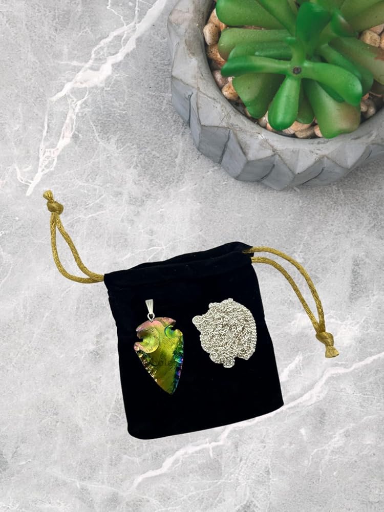 ArrowHead Necklace Gem
