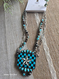 Punchy Star necklace 2 layers
